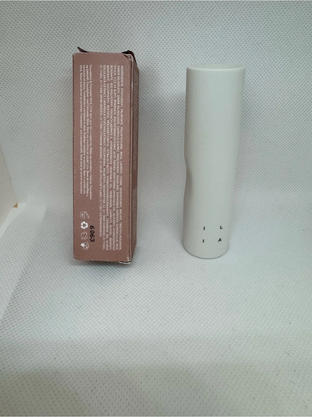 ILIA Skin Rewind Complexion Stick — Beige